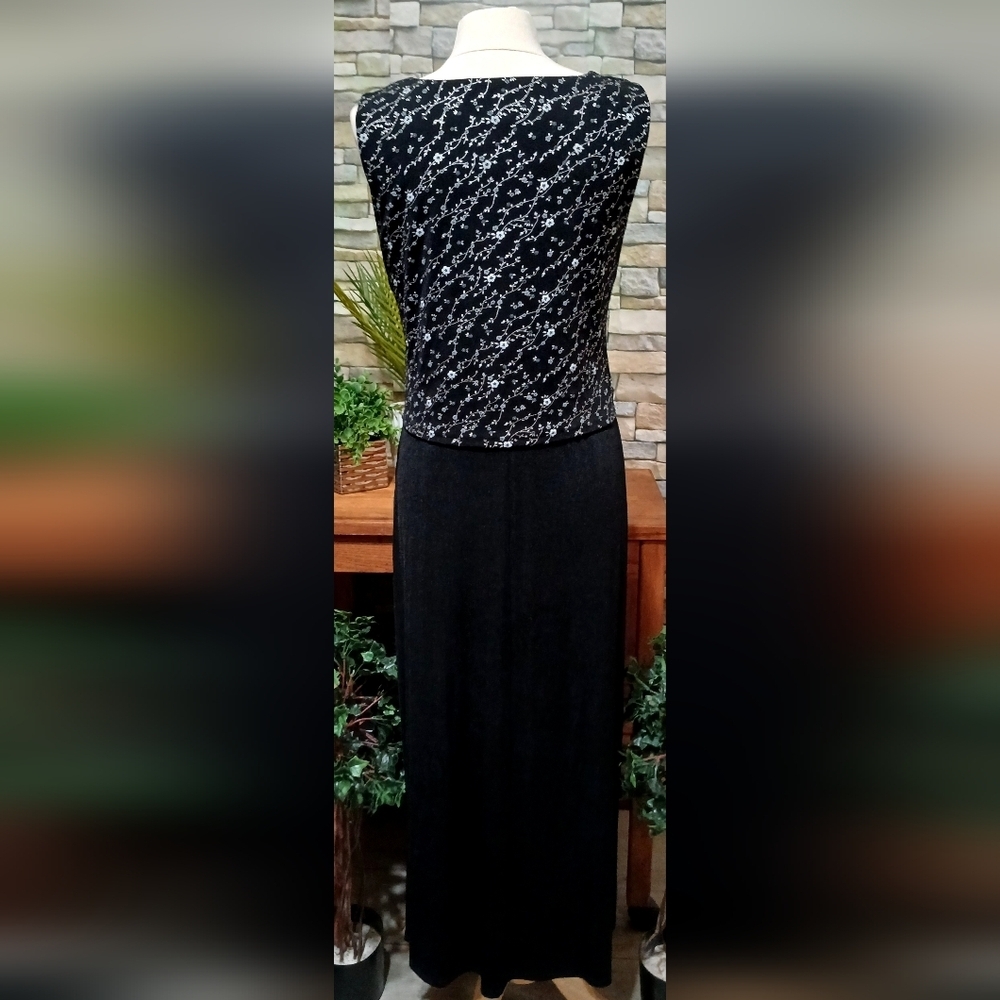 Elegant Black Floral Lace‎ Evening Dress Size 12 - Picture 3 of 4